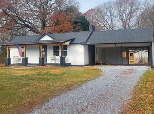 1550 Wards Rd, Altavista, VA 24517