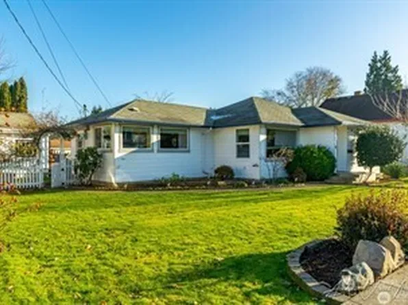 436 Wells Avenue N, Renton, WA 98057