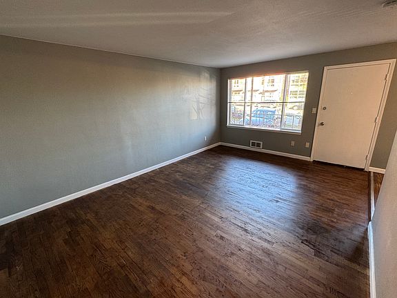 3rd image of 6727 15th Ave NW APT 3
