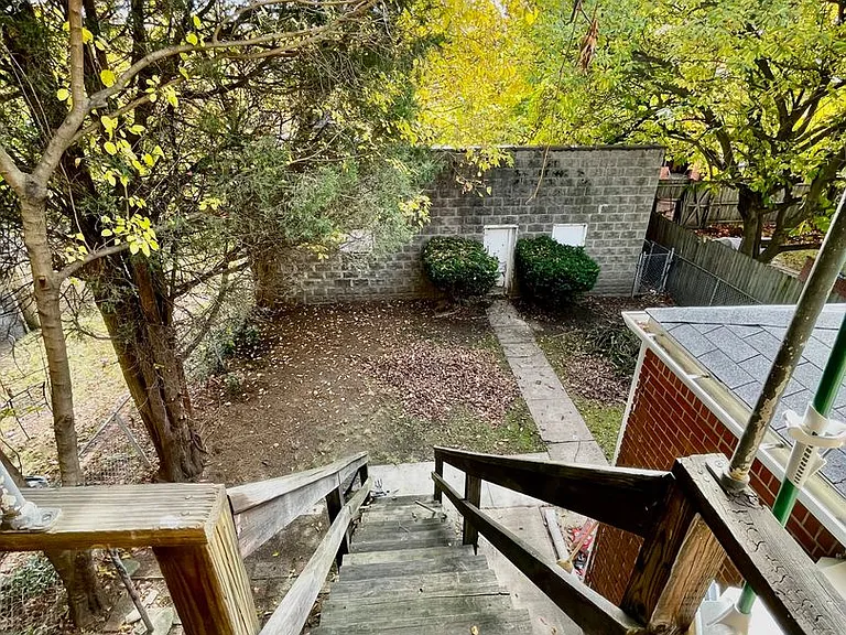 7132 Michigan Street — Photo 24
