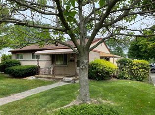 8583 State Park, Center Line, MI 48015