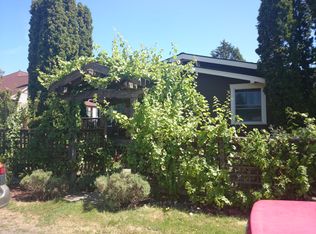 9214 Dayton Ave N, Seattle, WA 98103
