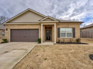 5085 Shellback Dr, Millington, TN 38053