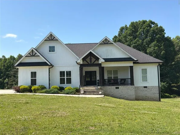 5512 Wyeth Mountain Rd, Guntersville, AL 35976