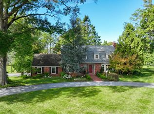 1405 Country Club Dr, Lancaster, PA 17601