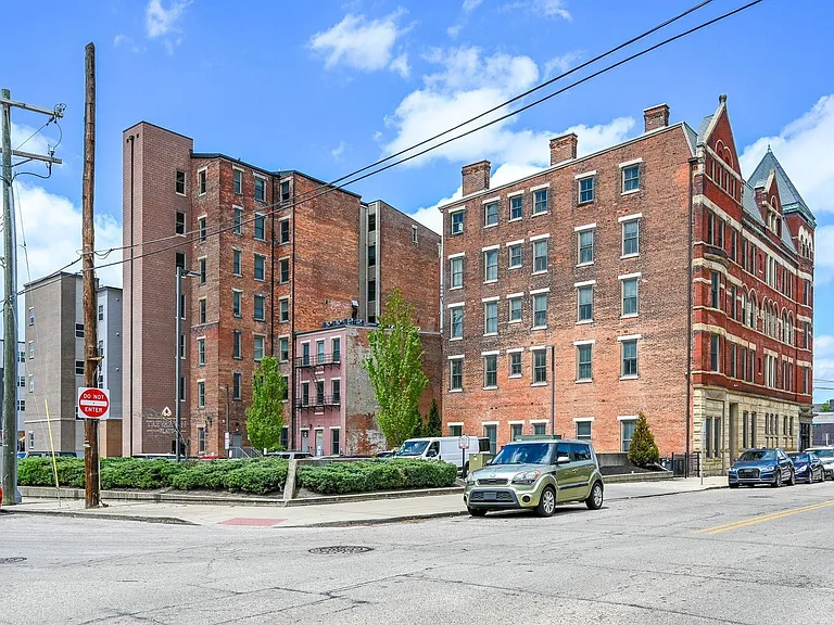 Trevarren Flats — Photo 33