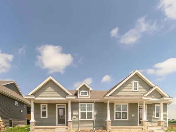 715 Cozy Farm Road, Waunakee, WI 53597