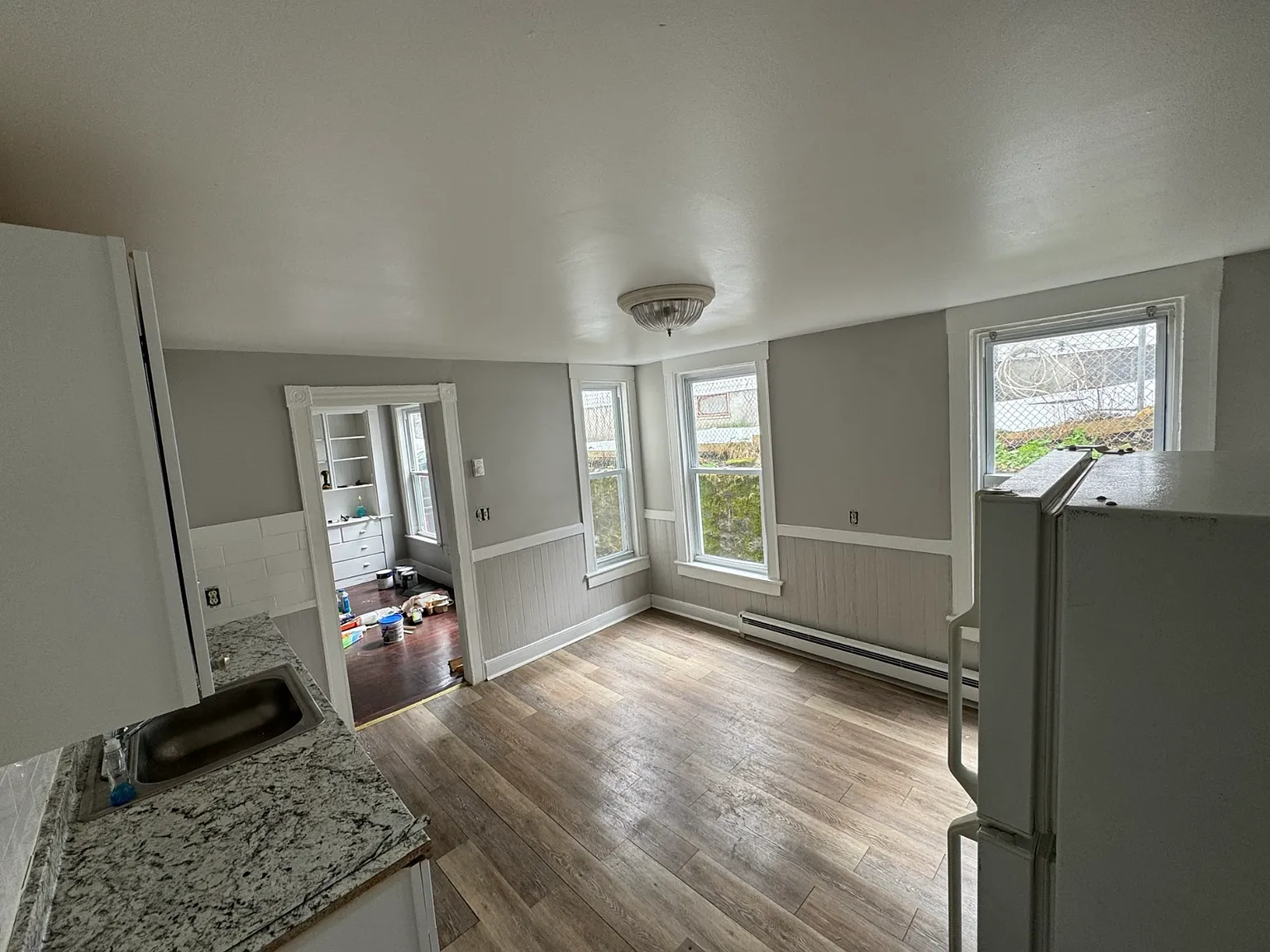 2 bed, 725 sqft, $1,900 — Photo 2