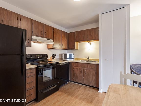 5th image of 420 Walnut Creek Ln Unit 3407