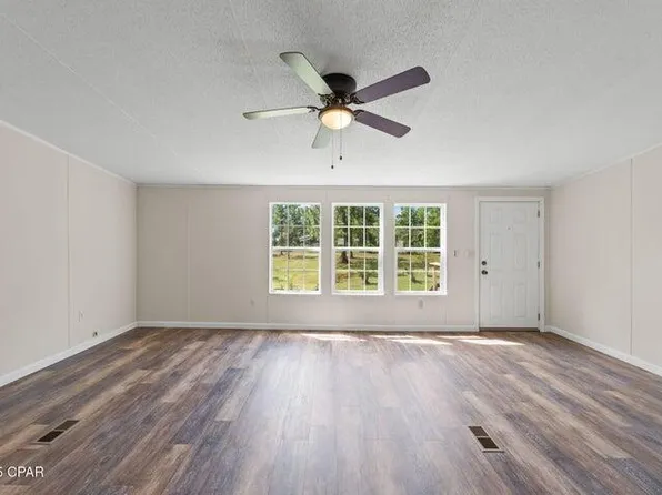 2488 Pinewood Dr, Chipley, FL 32428