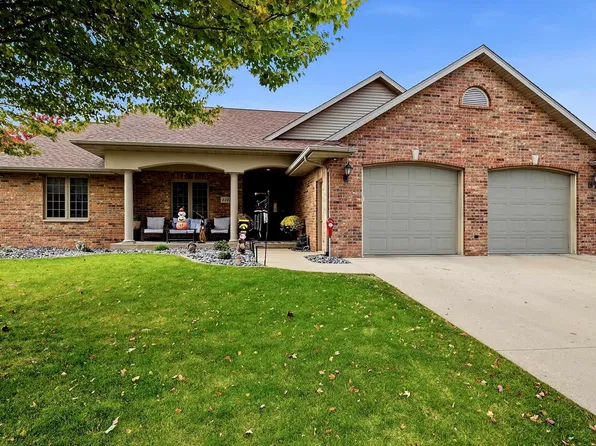2341 Deerborn Dr, Asbury, IA 52002
