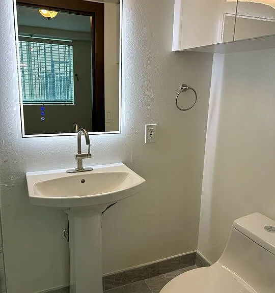 7916 Blackburn Ave #1 — Photo 19