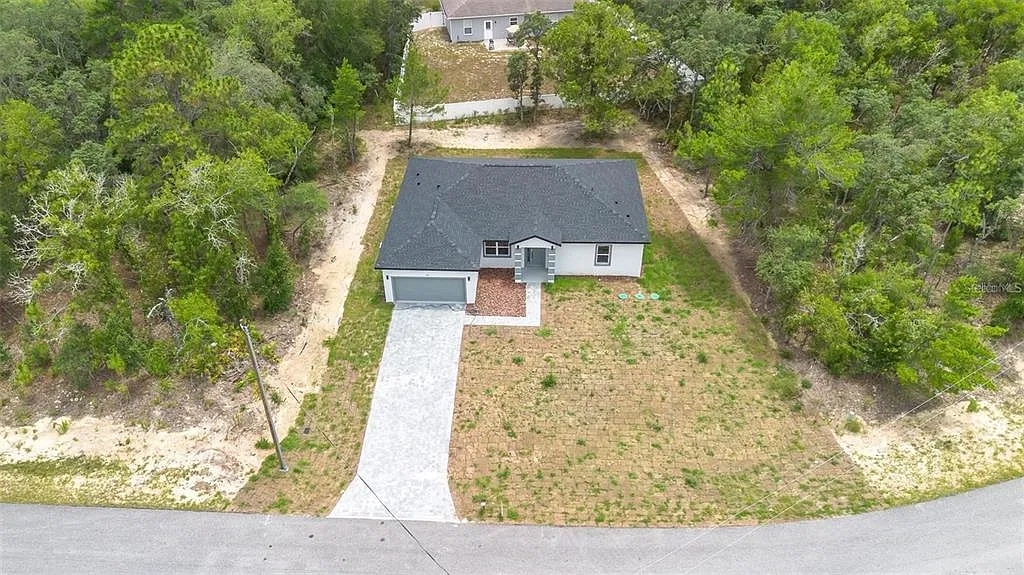4 bed, 3.0 bath, 1870 sqft, $1,950 — Photo 4