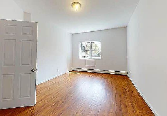 3rd image of 384 Throop Ave #1D