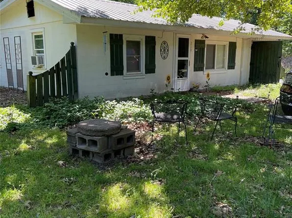 269 Muskogee Dr, Eucha, OK 74342