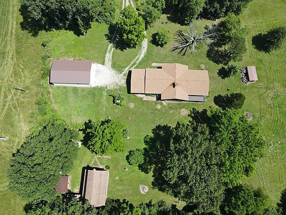 5th image of 1100 County Road 8270