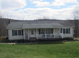 12039 Rose Dr, Clarks Summit, PA 18411
