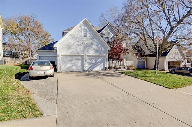 1st image of 18604 N Concord Cir