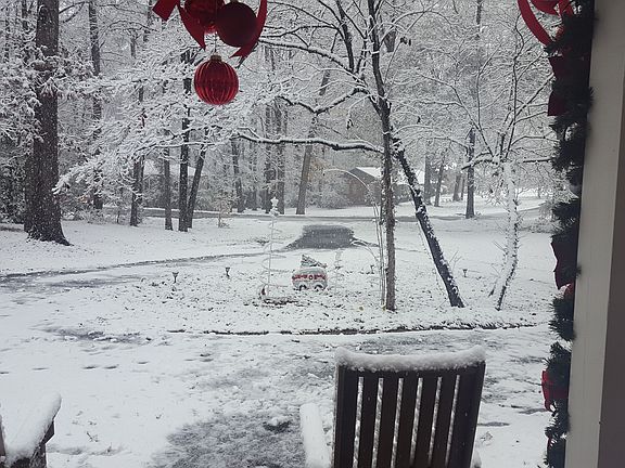 2nd image of 3104 Whispering Pines Cir
