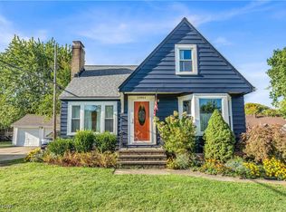 15861 Glenridge Ave, Middleburg Heights, OH 44130