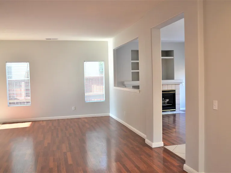 675 Sonoma St — Photo 4