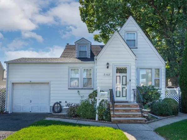 2307 Dewitt Ter, Linden City, NJ 07036