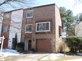 9966 Lake Landing Rd, Montgomery Village, MD 20886