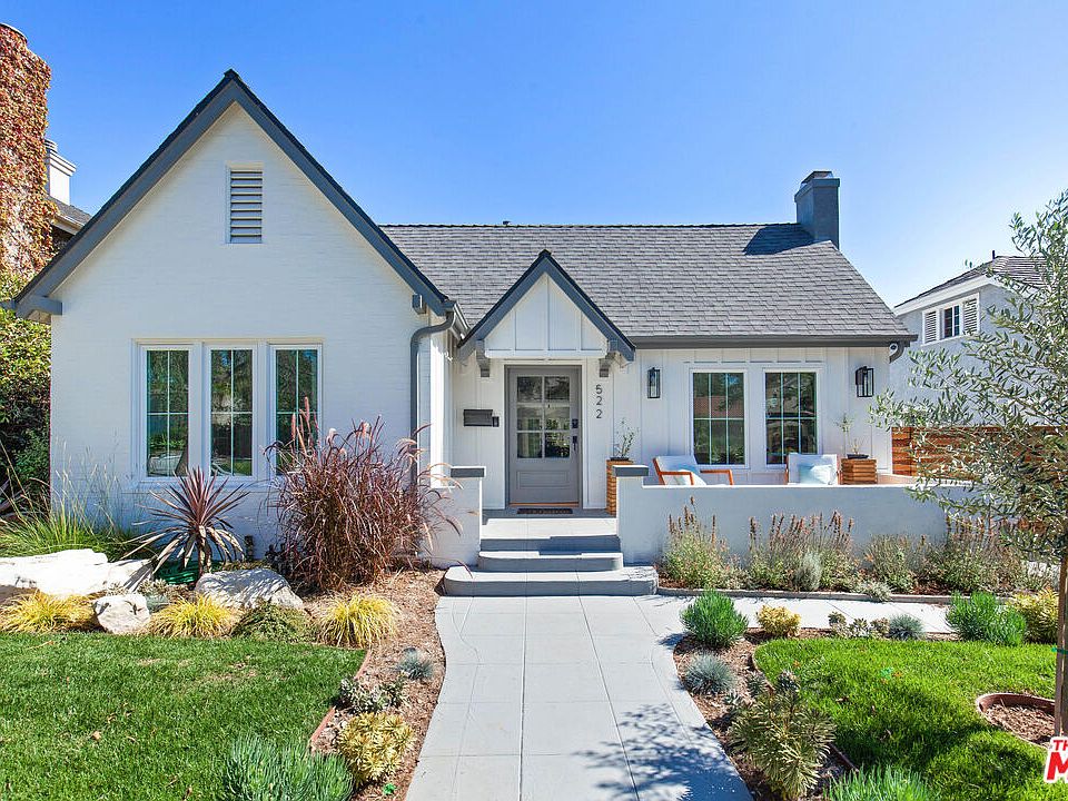 1st image of 522 N Beachwood Dr