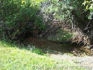 3rd image of 104 Country Dr