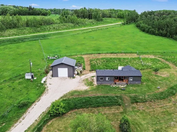 1422 Township Rd #550, Rural Lac Ste Anne County, AB T0E 1V0