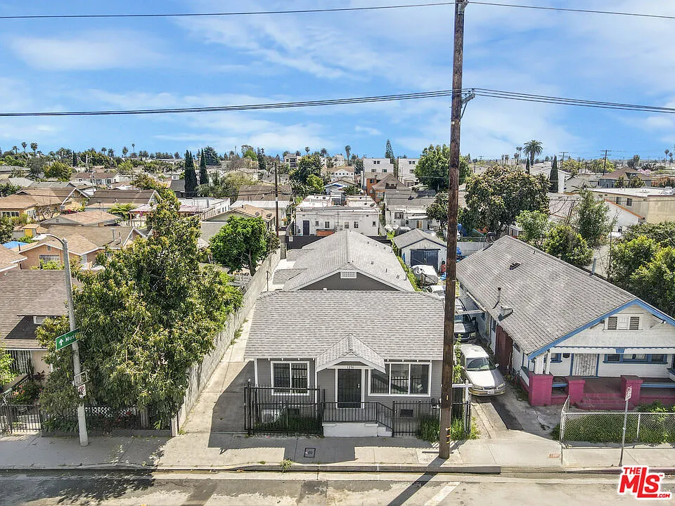 2 bed, 1.0 bath, 624 sqft, $2,900 — Photo 4