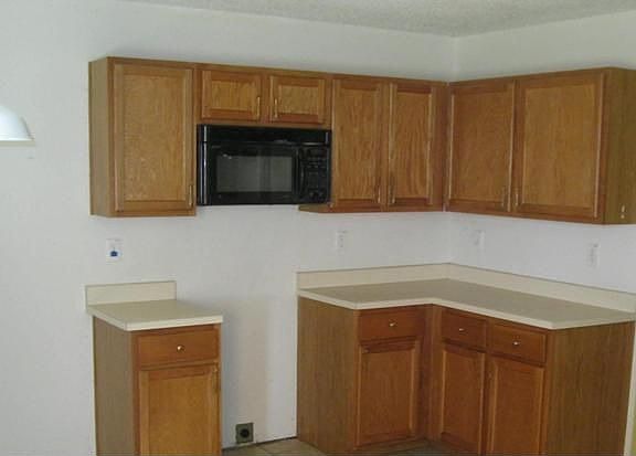 4th image of 4241 Gray Fox Dr