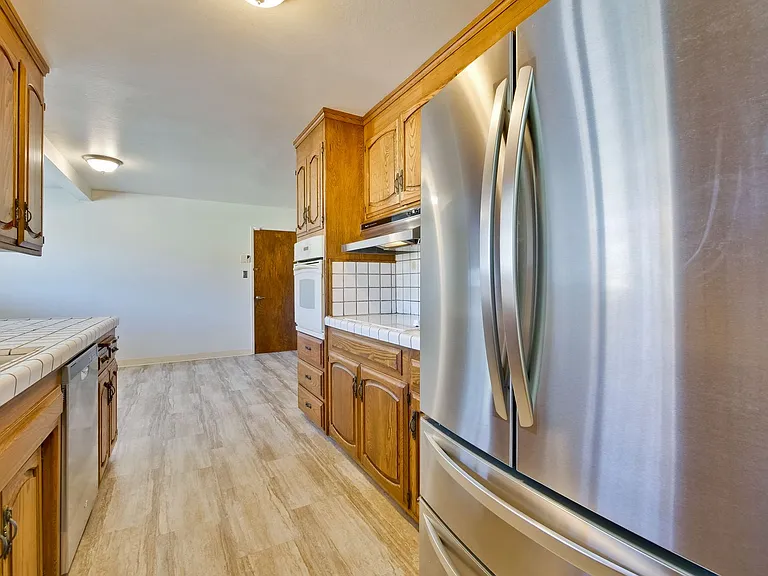 4712 Clarendon Dr — Photo 34
