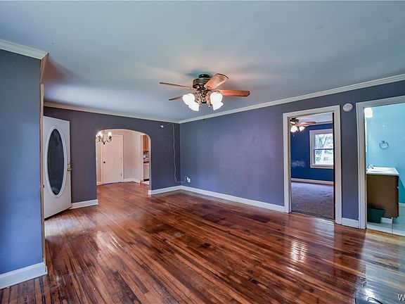 4th image of 625 38th St