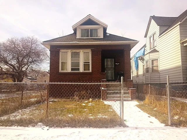 6824 S Carpenter St photo 1