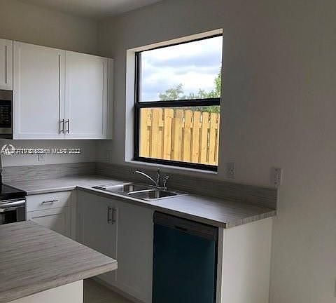 5th image of 20964 NE 8th Ct #20964