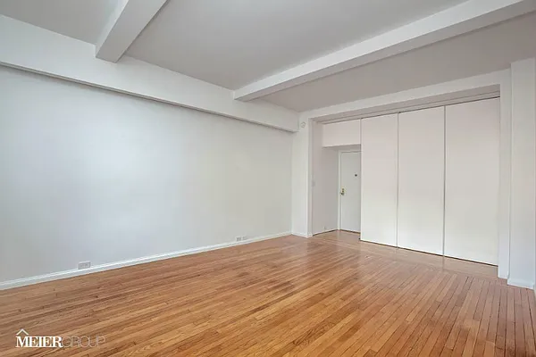 Rented by MEIER | media 28