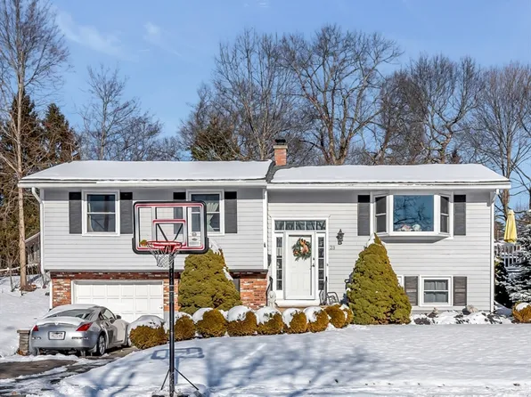 23 Catherine Dr, Peabody, MA 01960