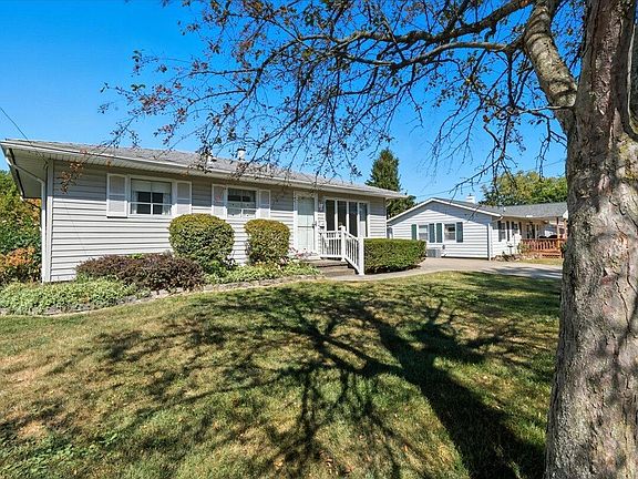 2nd image of 107 Northridge Dr