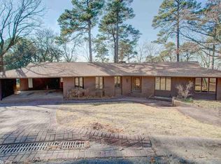 11 Van Lee Dr, Little Rock, AR 72205