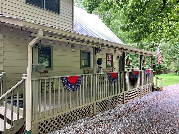 3rd image of 189 Newport Dr #3-9589