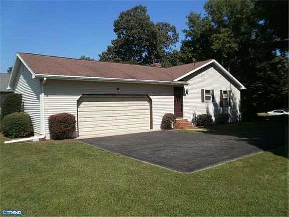 4th image of 306 Hudson Branch Dr