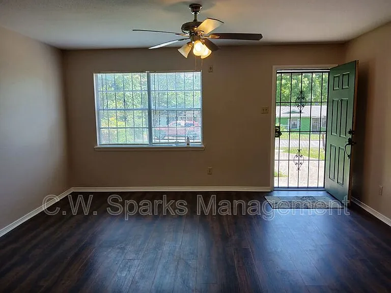 2557 Talco Dr — Photo 9