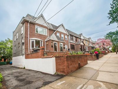 53-82 64th St, Maspeth, NY, 11378