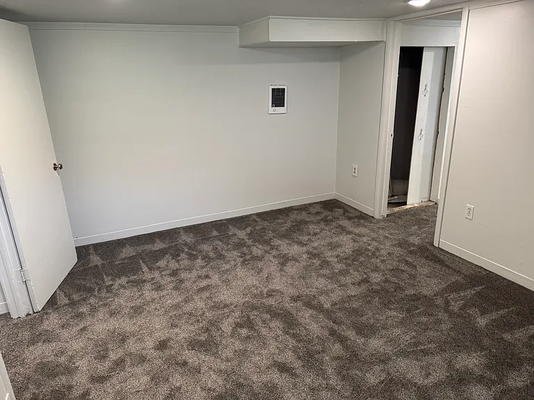 285 W 920 S #B — Photo 1