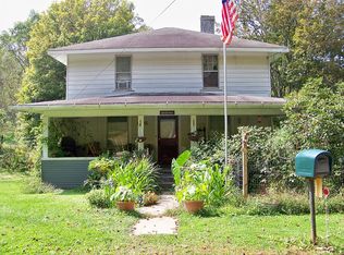 422 Saltlick Rd, Mannington, WV 26582