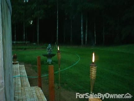 kitchen w/ breakfast bar
						:
						WITH DINNING AREA