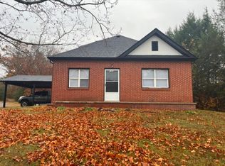 180 Gray Station Rd, Gray, TN 37615