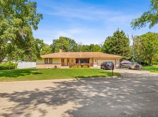 3102 Rivershore Dr, Moorhead, MN 56560