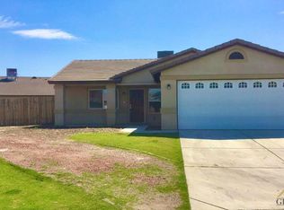 703 Aussie Ave, Bakersfield, CA 93307